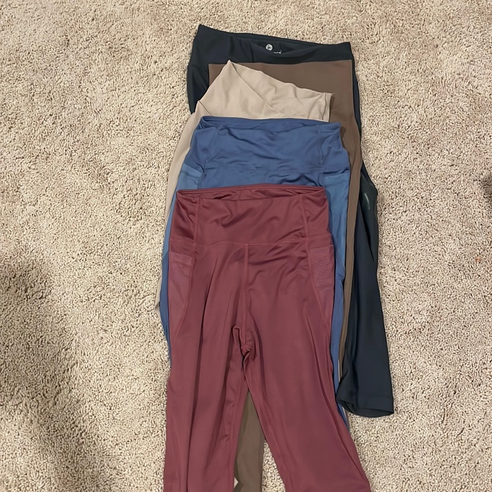 ALL LEGGINGS ON MY PAGE